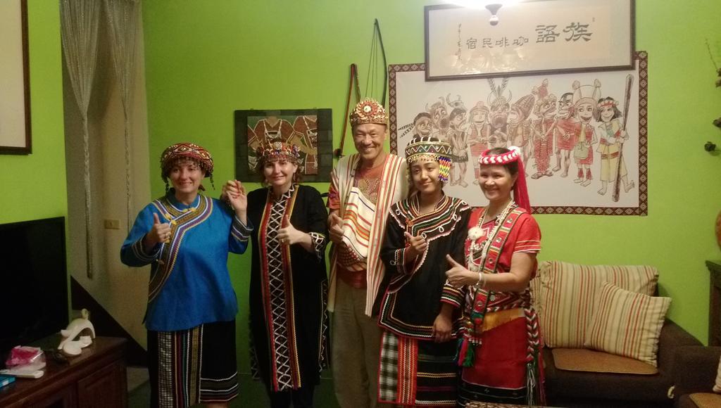 Ethnic Language Coffee B&B Yuli Buitenkant foto